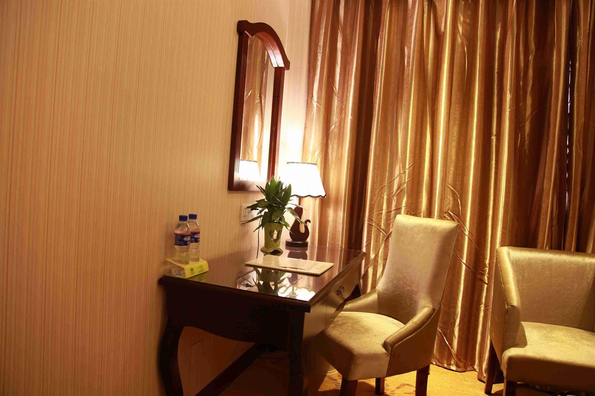 Vienna Hotel Shanghai Pudong Airport מראה חיצוני תמונה