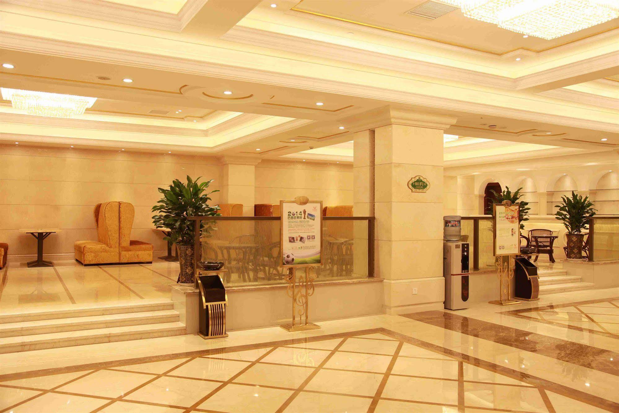 Vienna Hotel Shanghai Pudong Airport מראה חיצוני תמונה