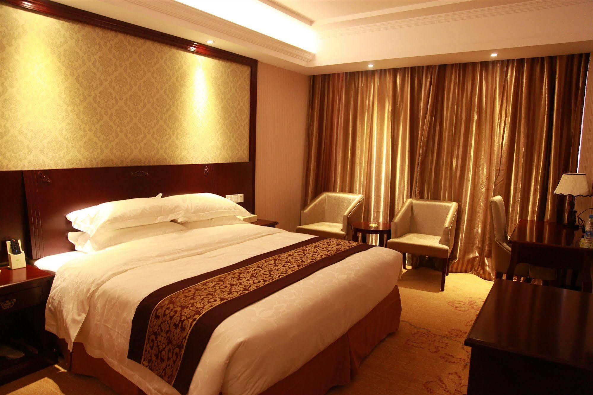 Vienna Hotel Shanghai Pudong Airport מראה חיצוני תמונה