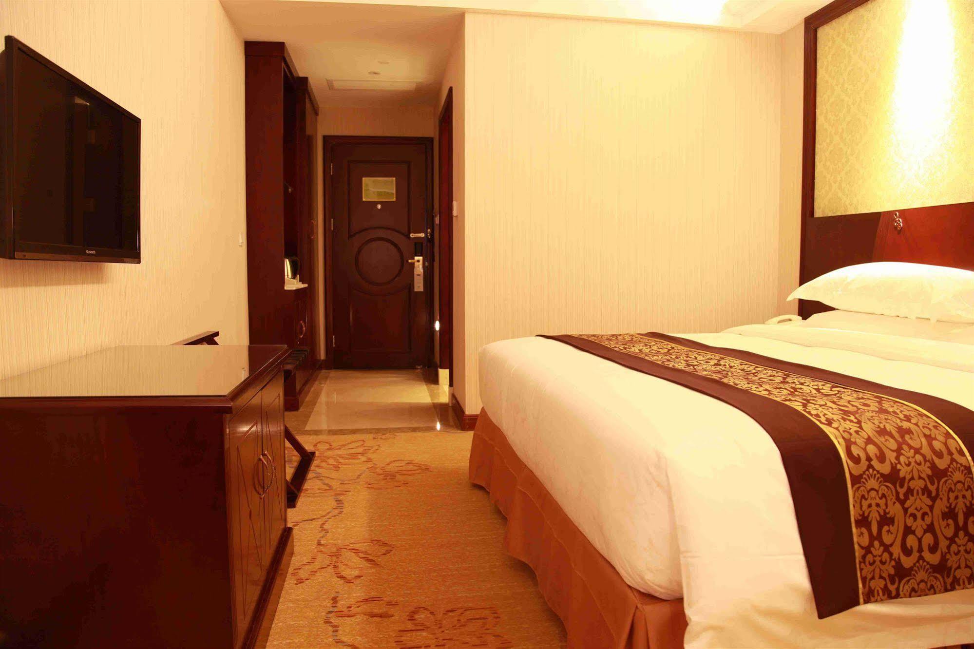 Vienna Hotel Shanghai Pudong Airport מראה חיצוני תמונה