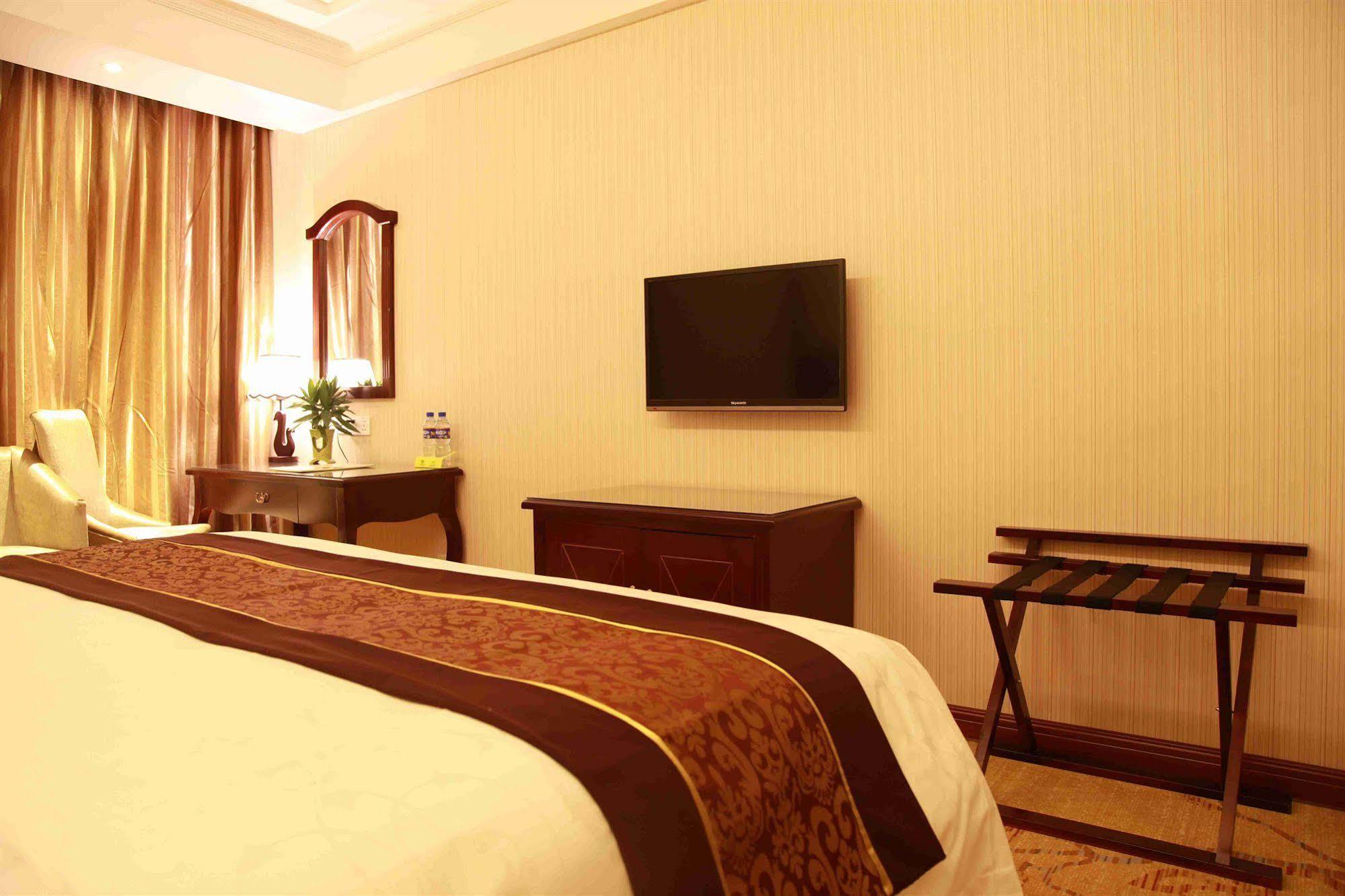 Vienna Hotel Shanghai Pudong Airport מראה חיצוני תמונה