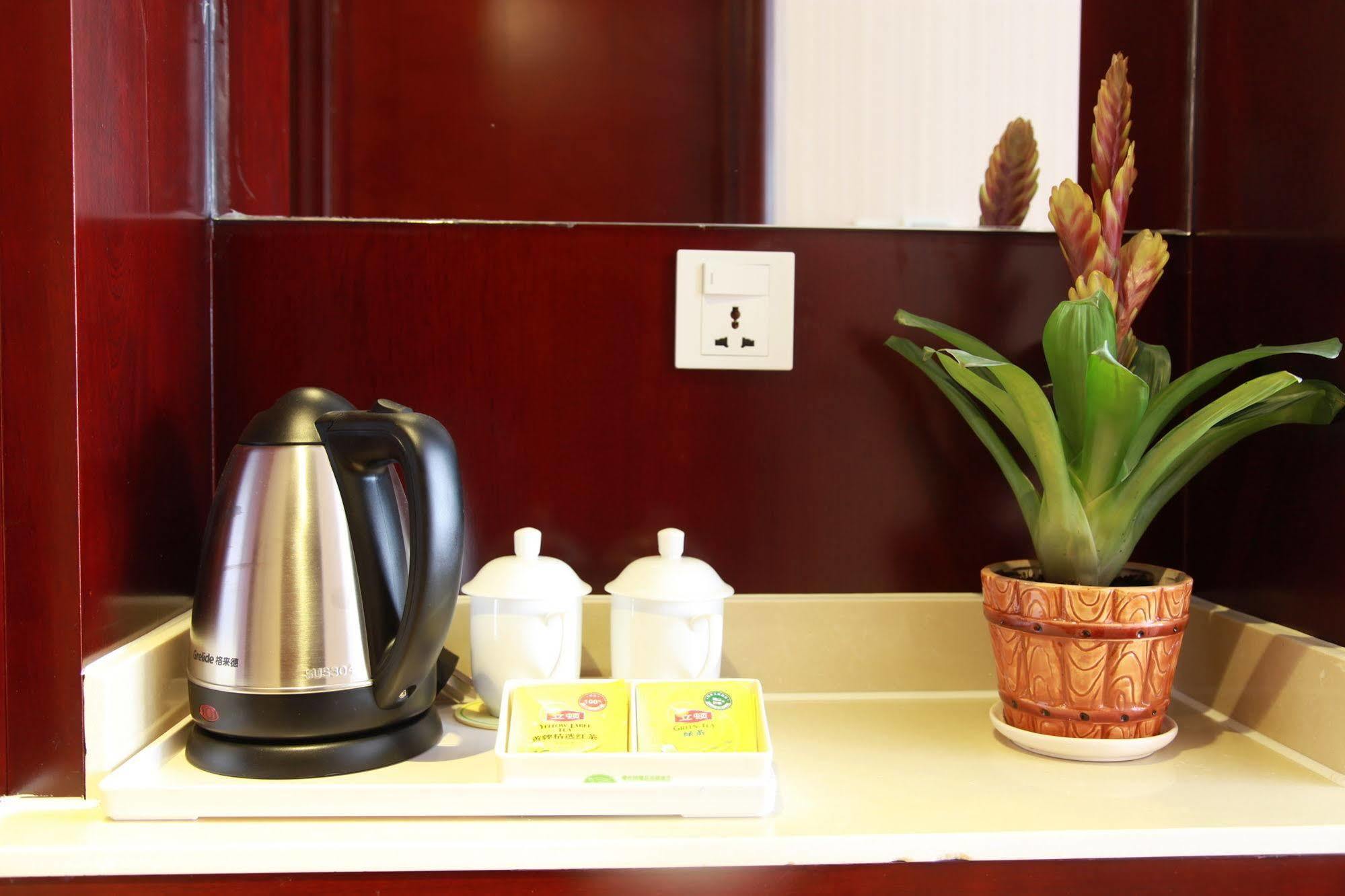 Vienna Hotel Shanghai Pudong Airport מראה חיצוני תמונה