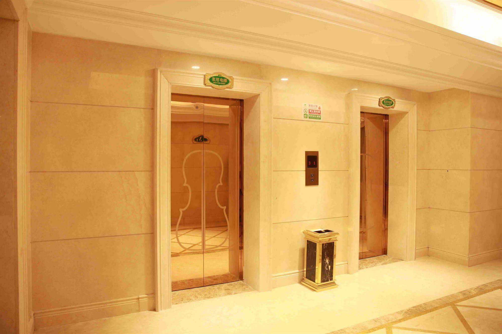 Vienna Hotel Shanghai Pudong Airport מראה חיצוני תמונה