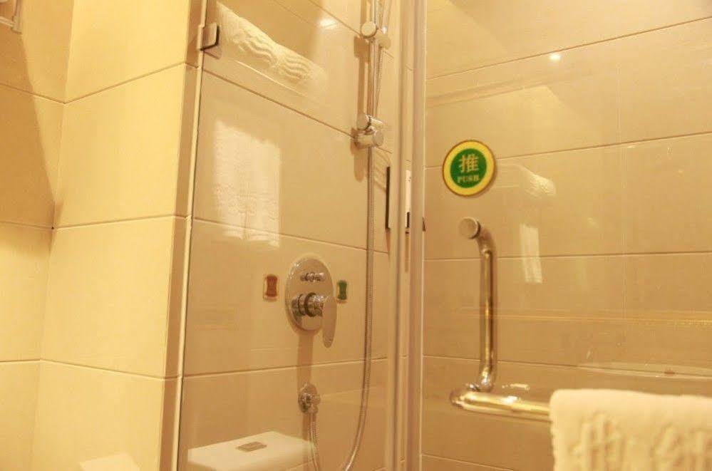 Vienna Hotel Shanghai Pudong Airport מראה חיצוני תמונה